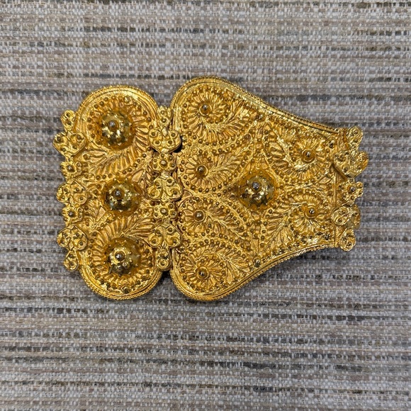 Unique Vintage Accessories - Vintage Ornate Gold Belt Buckle from 1960/70s’